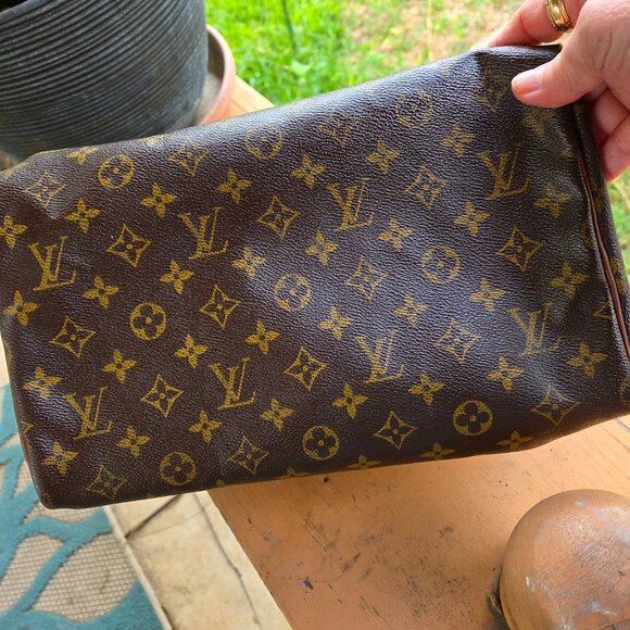 Louis Vuitton Large Speedy Bag - Picture 5 of 6